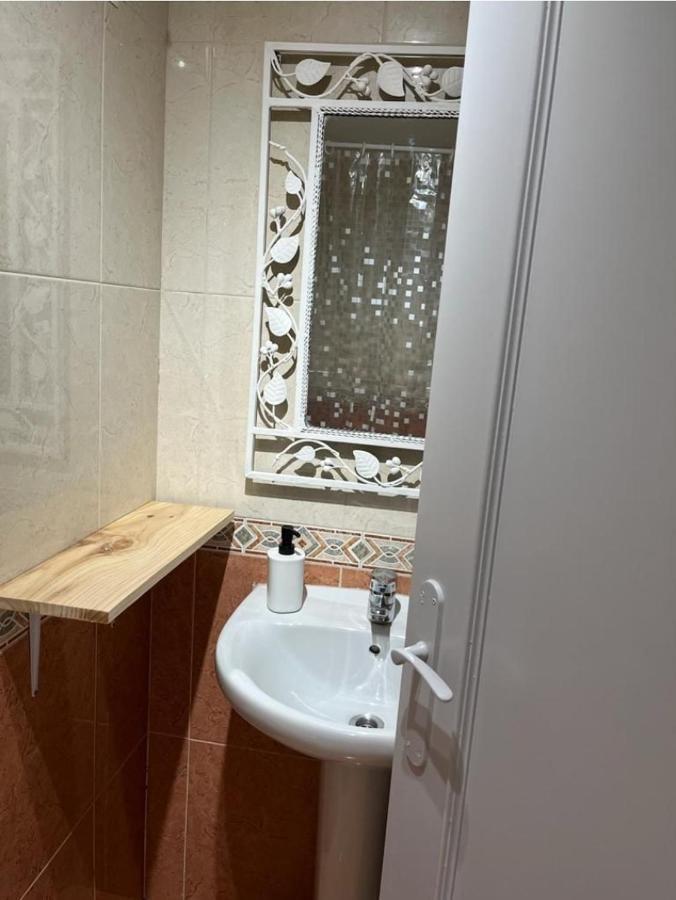 Precioso Apartamento Soleado, Recien Amueblado En Gijón Kültér fotó